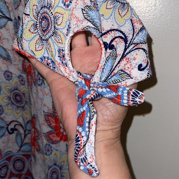 🌹JODIFL FLORAL BEAUTIFUL BLOUSE - Picture 4 of 6